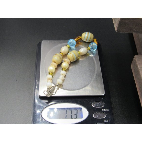 8 Inch Sterling Silver White And Cream Glass Beads Bracelet - Picture 6 of 6